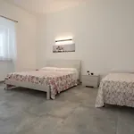 Perla Marina Apartment Torre Pali