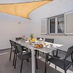 Perla Marina Apartment Torre Pali