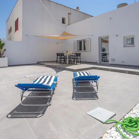 Perla Marina Apartment Torre Pali